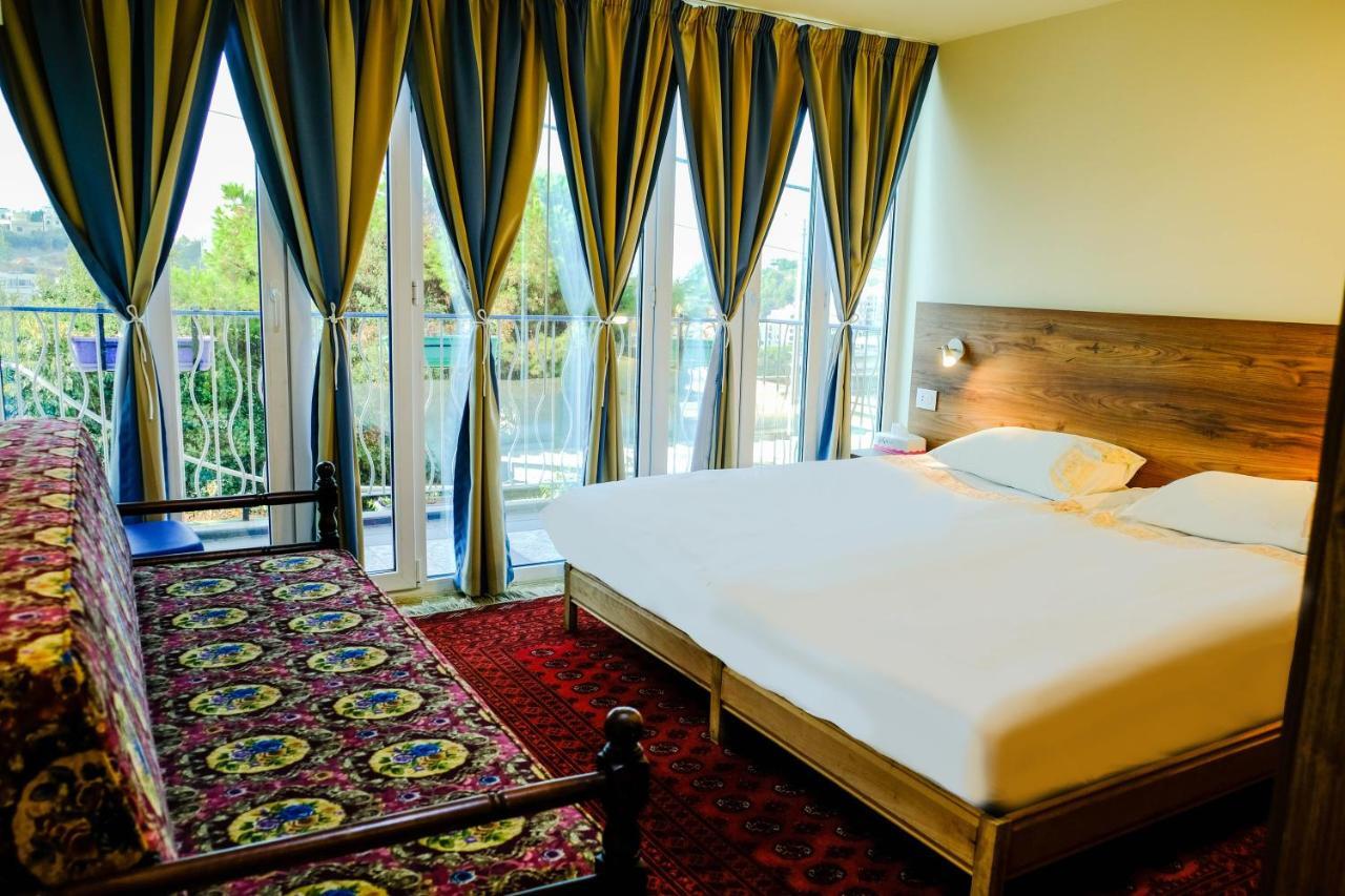Damask Rose, Lebanese Guest House Jounieh Exterior photo